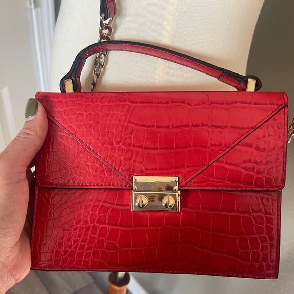 Red express bag - brand new no tags - Picture 5 of 5